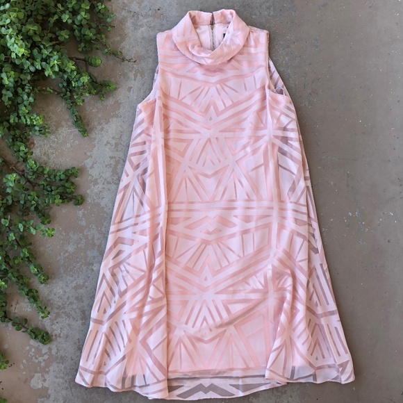Vince Camuto Dresses & Skirts - Vince Camuto Pink Geometric Mock Neck Swing Dress